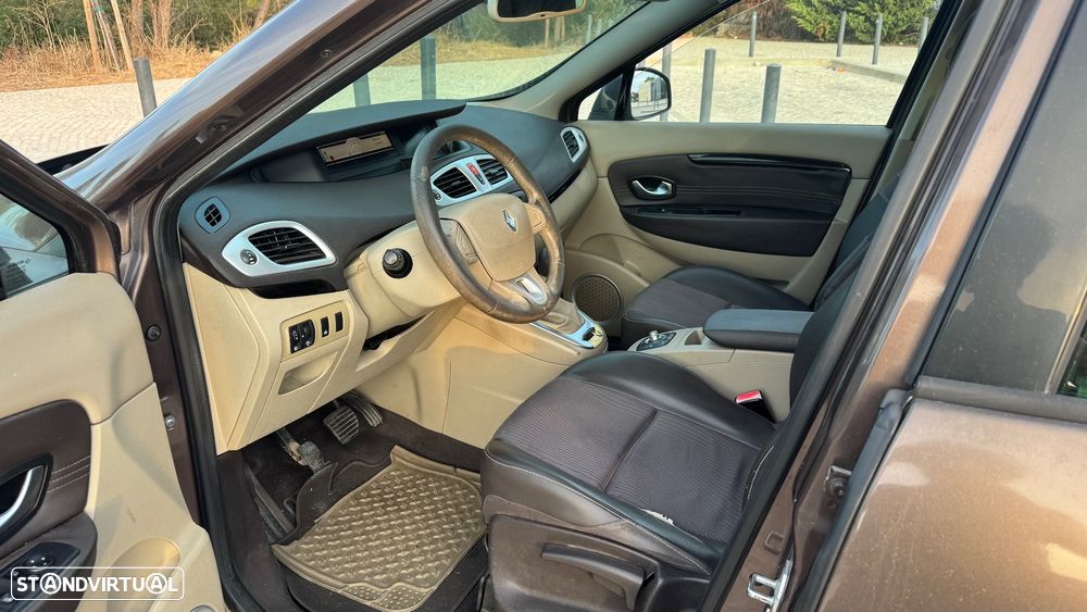 Renault Grand Scénic 1.5 dCi Luxe 7L - 6