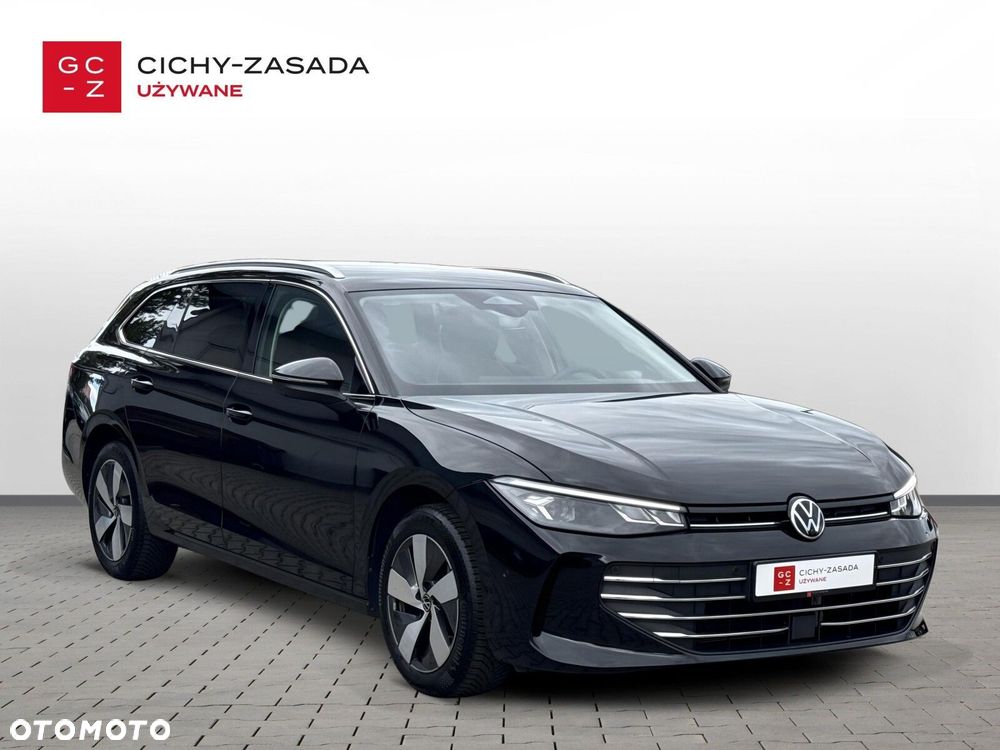 Volkswagen Passat Variant 1.5 TSI ACT mHEV Business Plus DSG - 8
