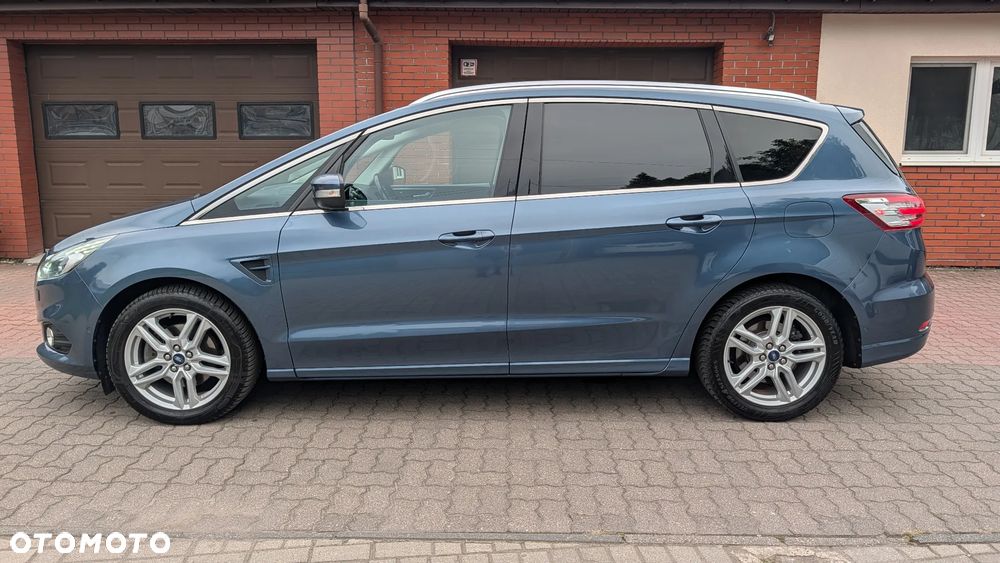 2019 Ford S-Max 2.0 EcoBlue Titanium, photograph 11