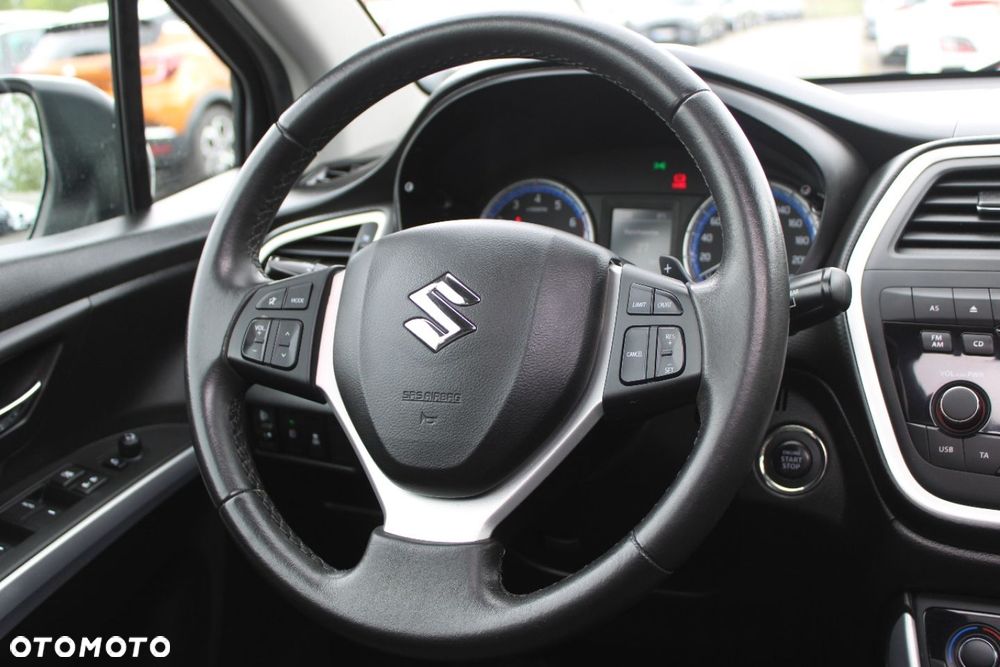Suzuki SX4 S-Cross - 28