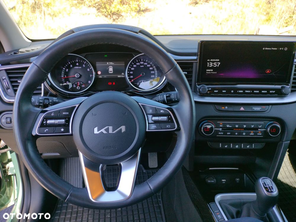 Kia Ceed 1.5 T-GDI Tribute - 13
