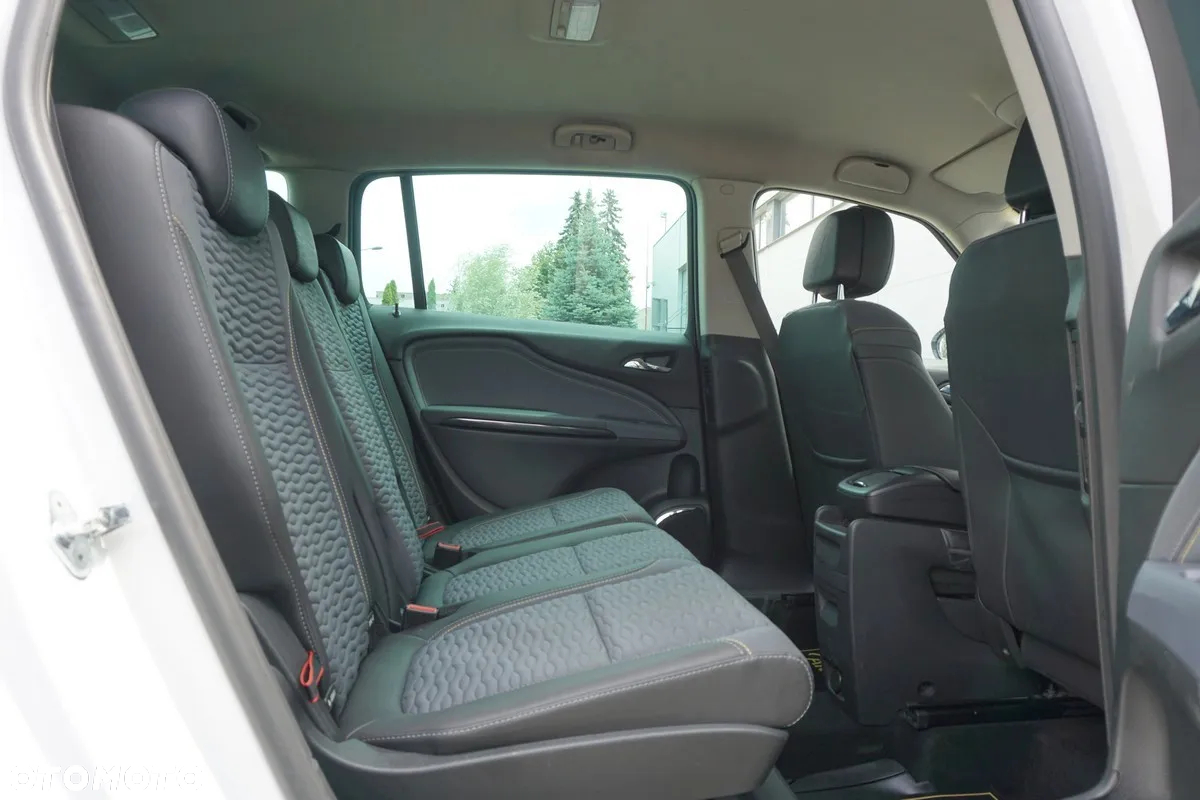 Opel Zafira - 35