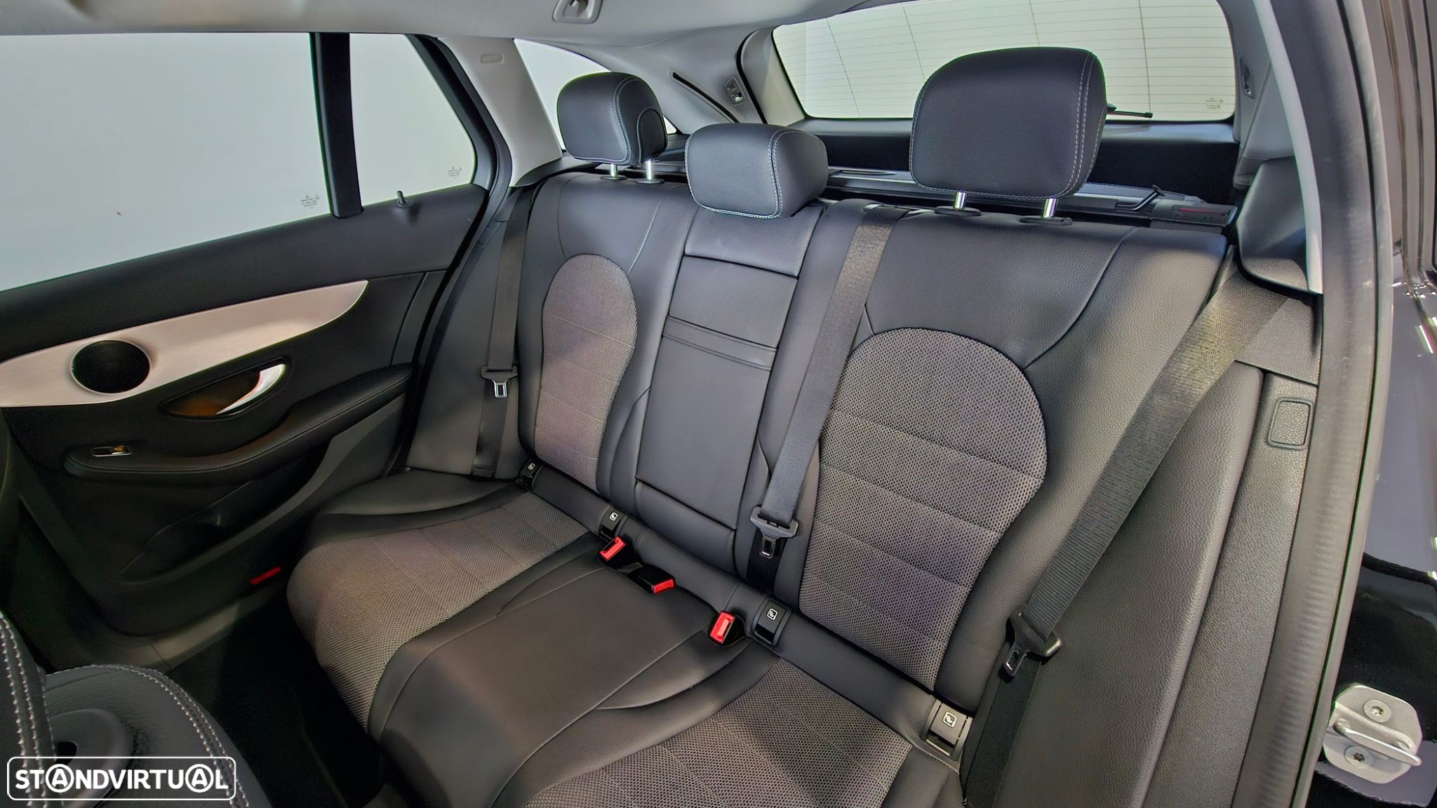 Mercedes-Benz C 220 d Avantgarde - 11