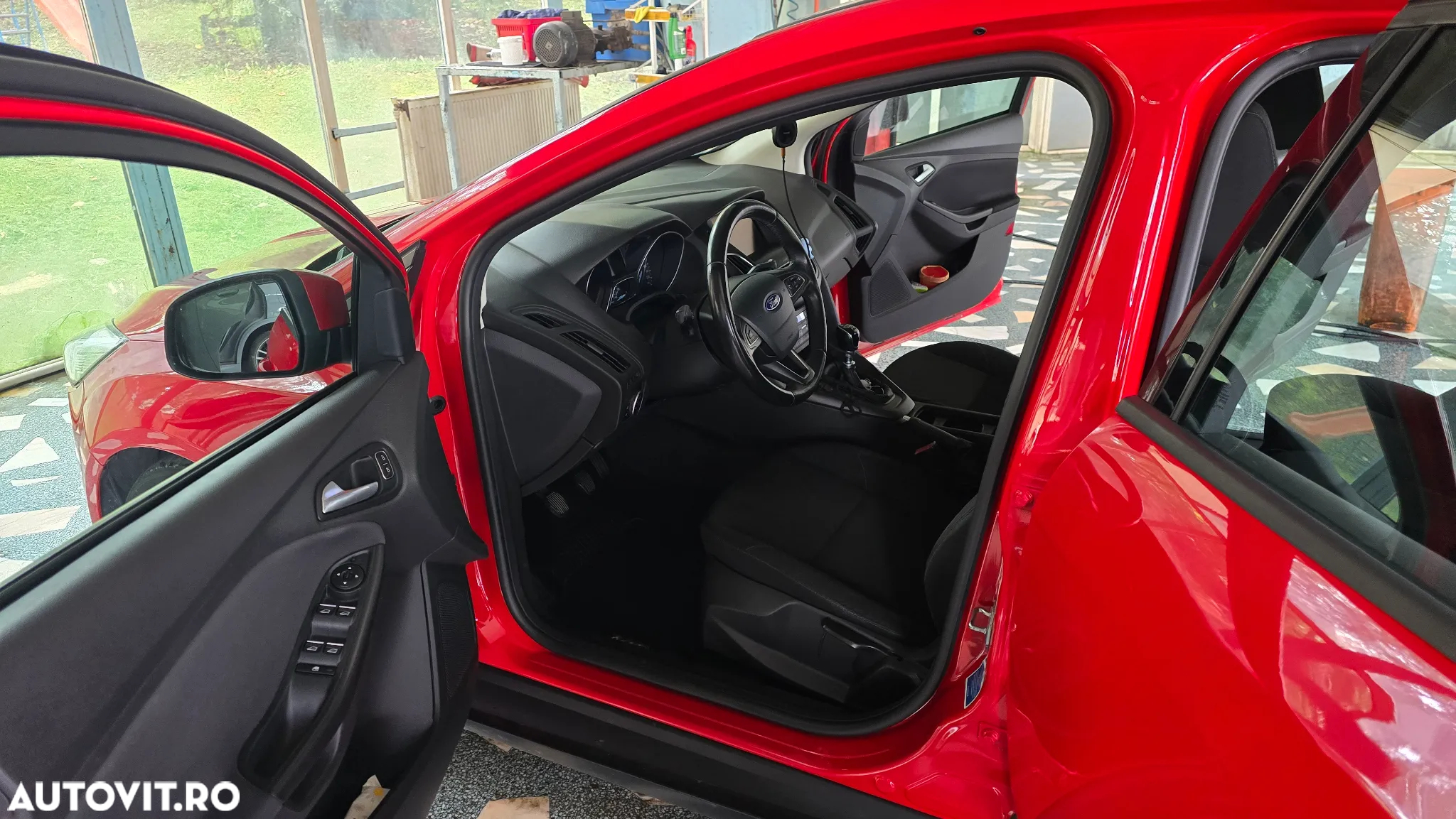 Ford Focus 1.0 EcoBoost Start Stop Trend - 13