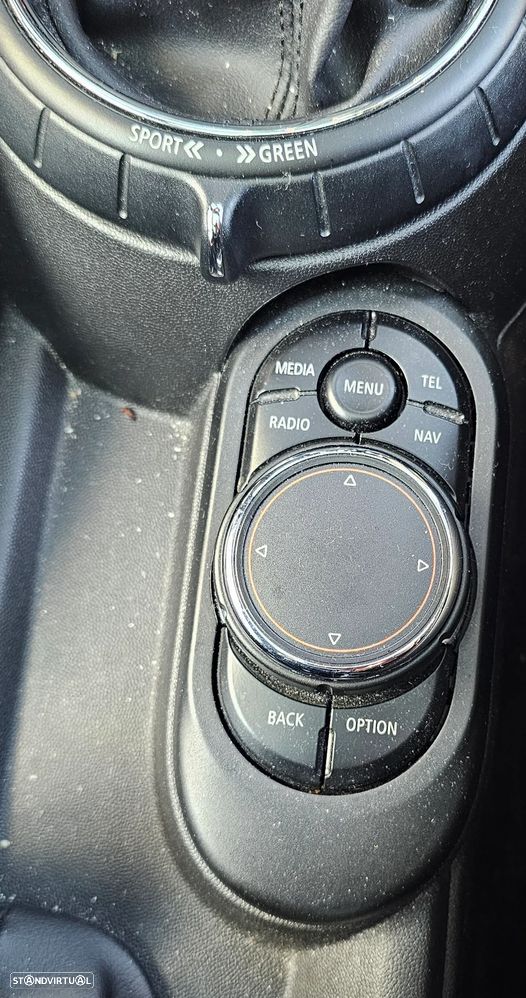 MINI 3 Portas Cooper D Aut. Seven Chili - 13