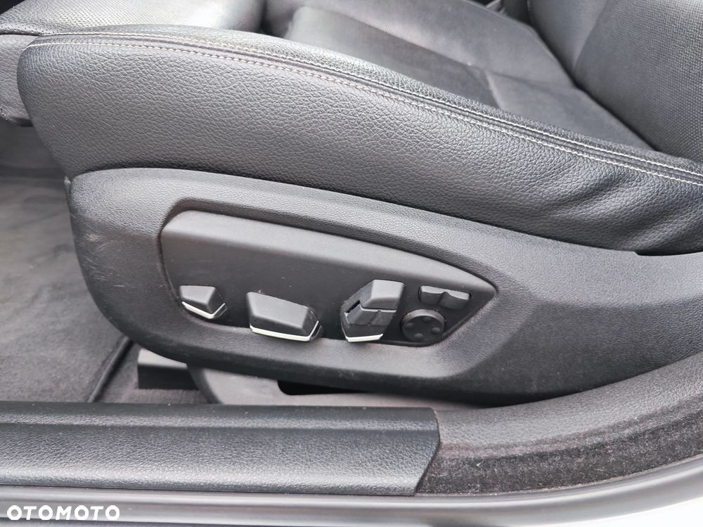 BMW Seria 5 520d xDrive Luxury Line - 20