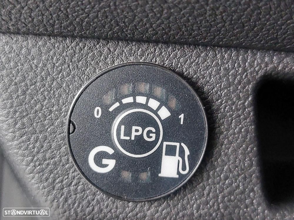 Renault Clio 1.0 TCe Evolution Bi-Fuel - 22