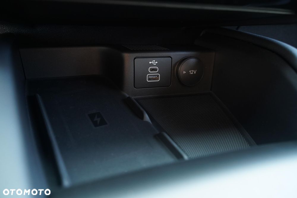 Ford Kuga 2.5 FHEV FWD ST-Line X eCVT - 21