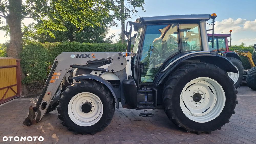 Valtra N121 HiTech, 130 koni, SISU 4cyl TURBO INTECOOLER, 141, 111, 101 - 26