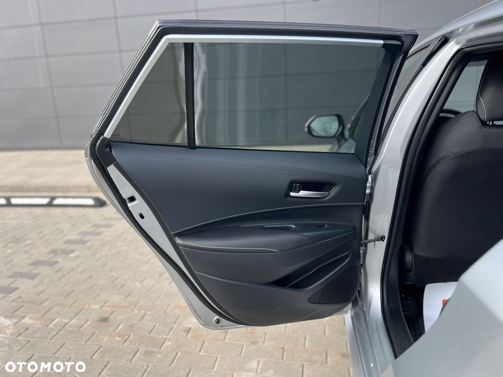 Toyota Corolla 1.8 Hybrid GPF Executive - 36