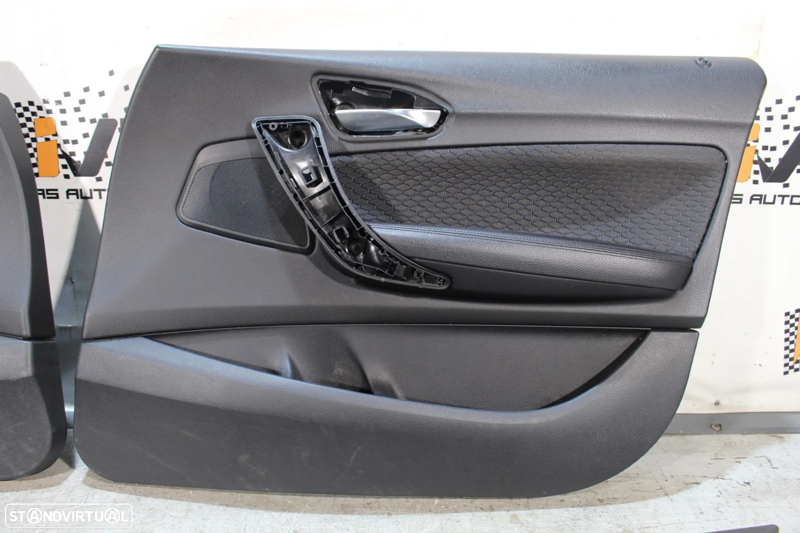 Quartela BMW Pack M Serie 1 de 5 Portas F20 em Alcântara - 3