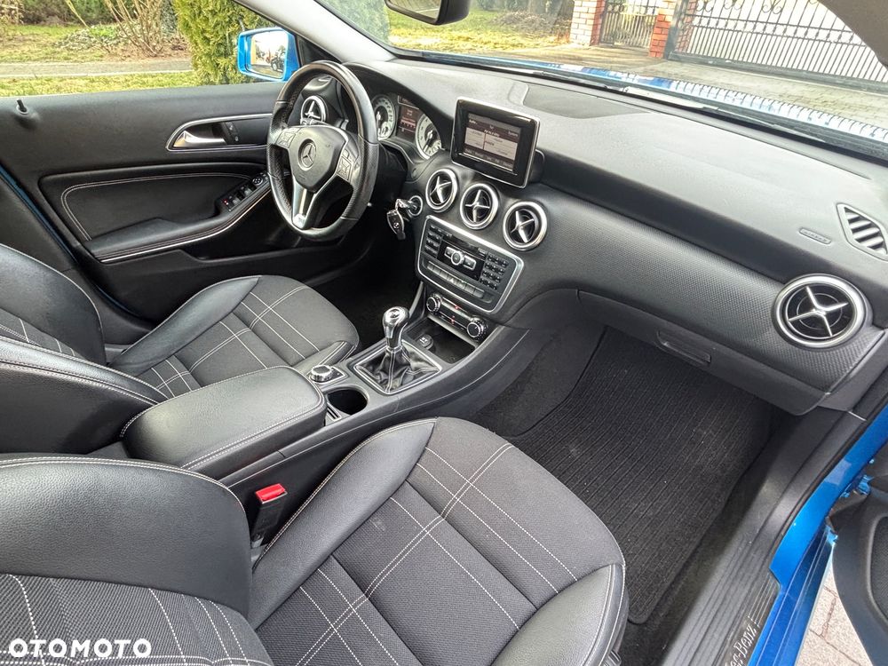 Mercedes-Benz Klasa A 200 (BlueEFFICIENCY) Urban - 23