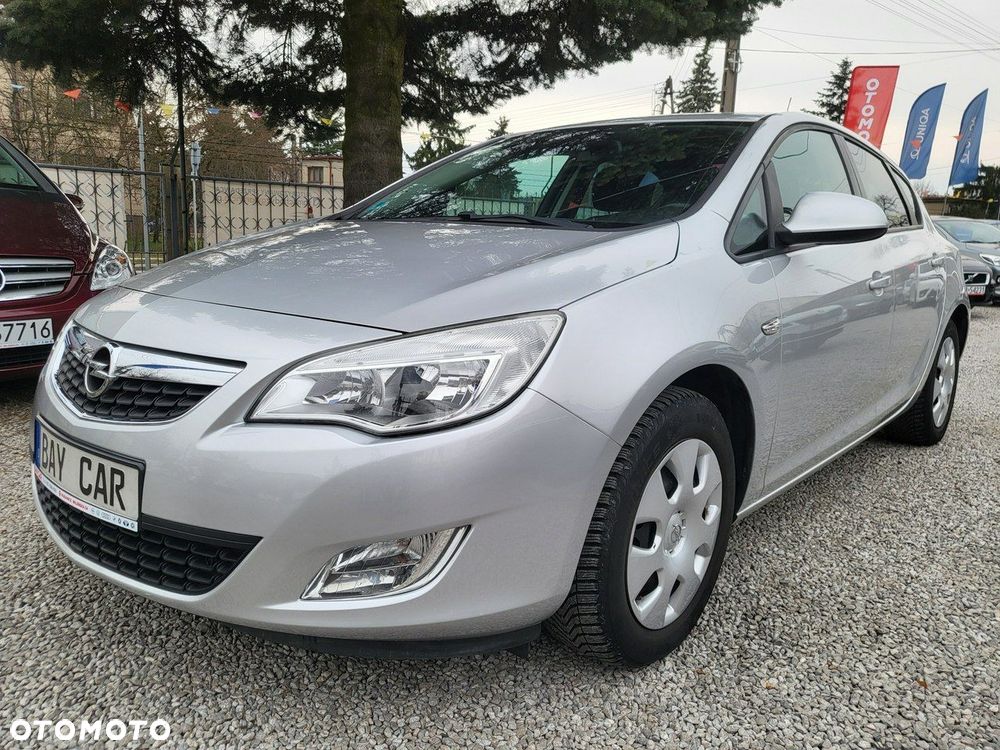 Opel Astra - 4