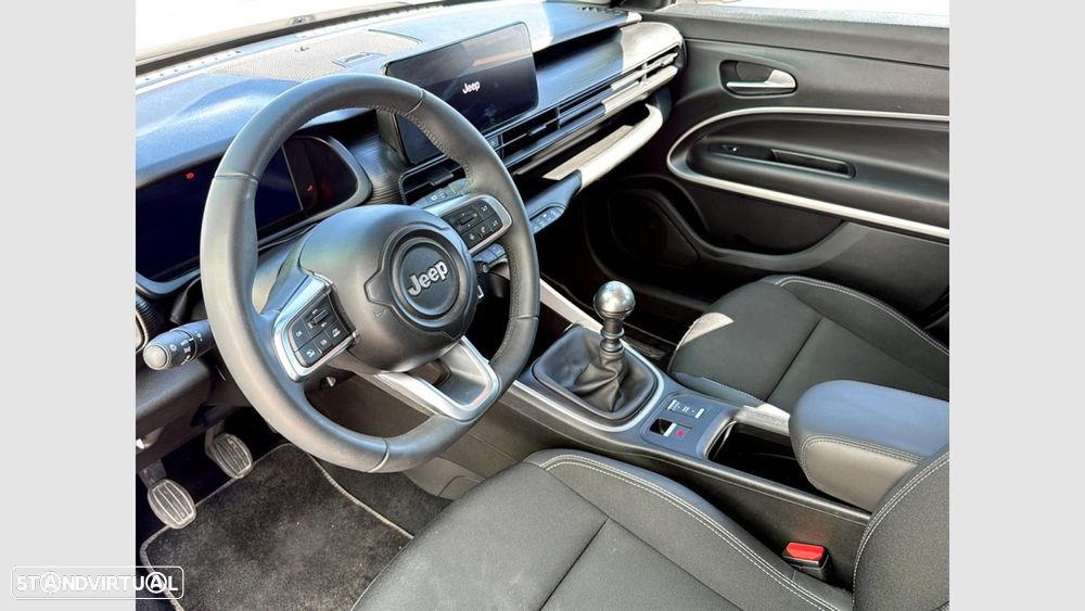 Jeep Avenger 1.2 GSE T3 Altitude - 13