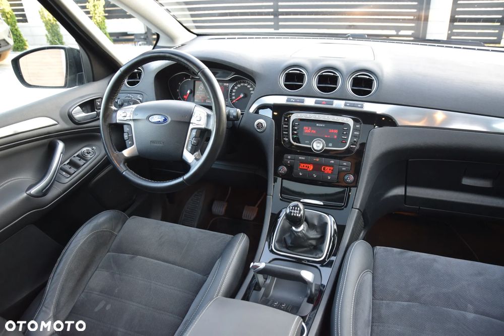 Ford S-Max 2.0 TDCi DPF Titanium - 14