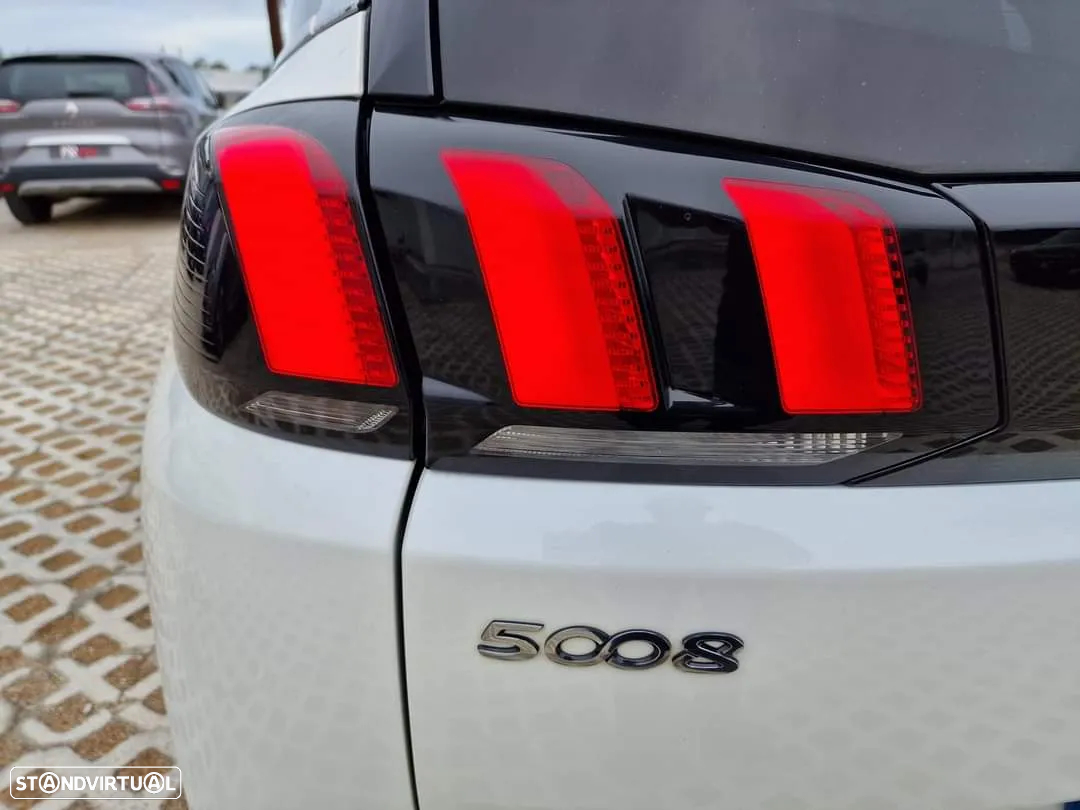 Peugeot 5008 1.5 BlueHDi GT Line EAT8 - 19