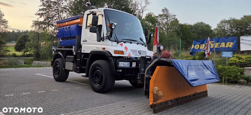 Unimog U 400 - 1