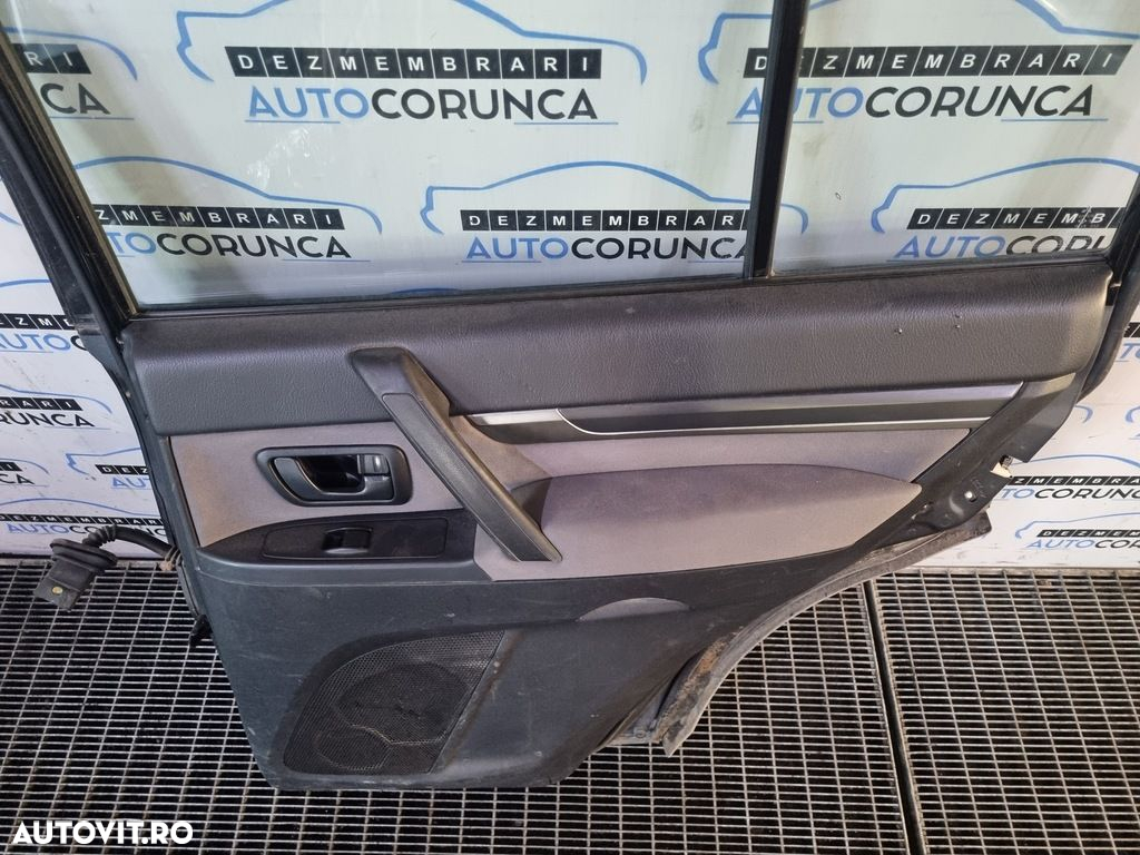 Usa Dreapta Spate Mitsubishi Shogun Pajero 2006 - 2011 SUV 4 Usi GRI (1096) - 8