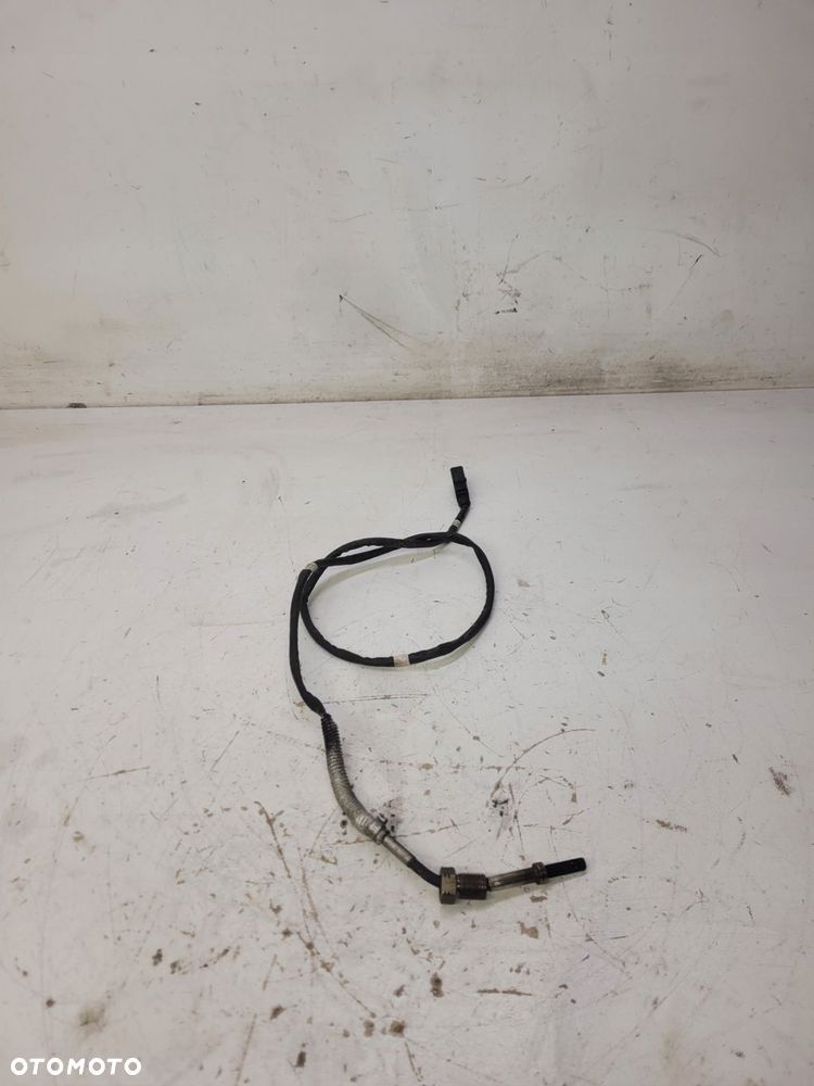 CZUJNIK TEMPERATURY SPALIN AUDI VW 04L906088EQ - 1