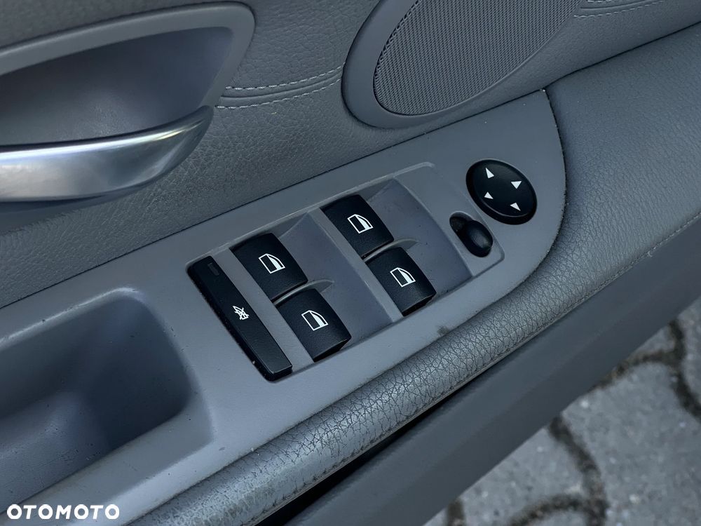 BMW Seria 5 520d - 15