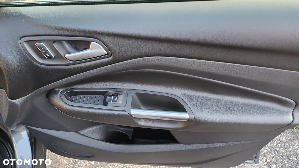 Ford Kuga - 21