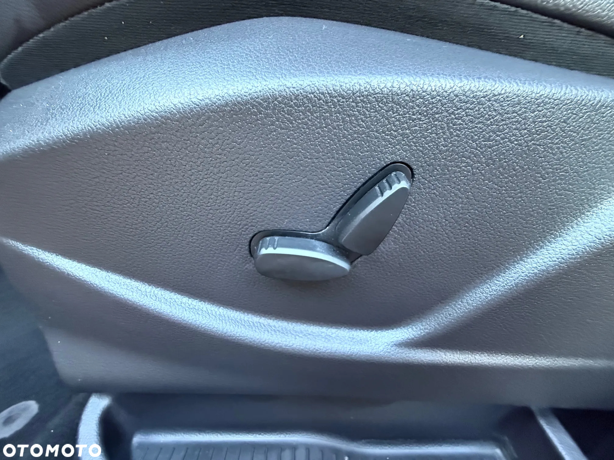 Ford C-MAX 1.5 TDCi Start-Stop-System Titanium - 17