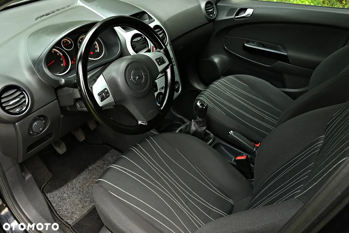 Opel Corsa 1.2 16V - 21