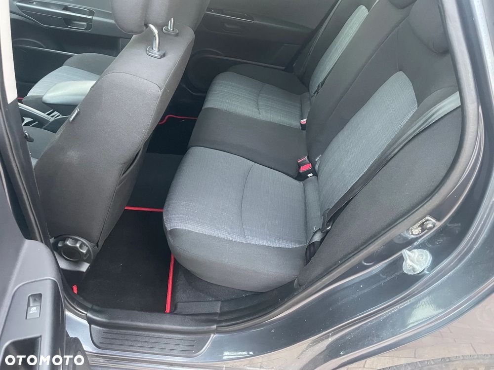 Kia Ceed 1.4 CVVT Spirit - 16