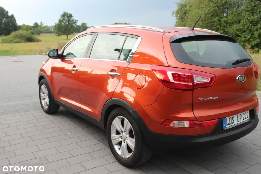 Kia Sportage 2.0 CRDI 4WD Attract - 6