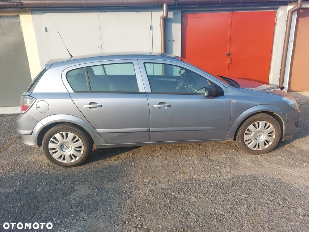 Opel Astra ver-iii-1-6-enjoy - 2