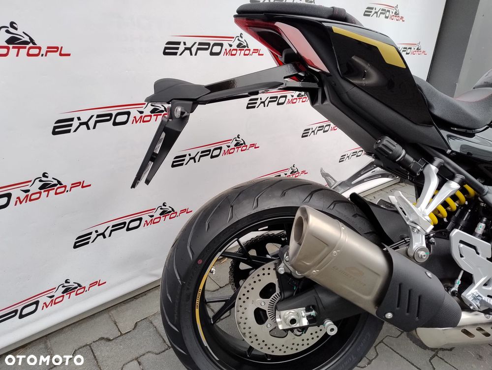 QJMOTOR SRK 800RR - 22