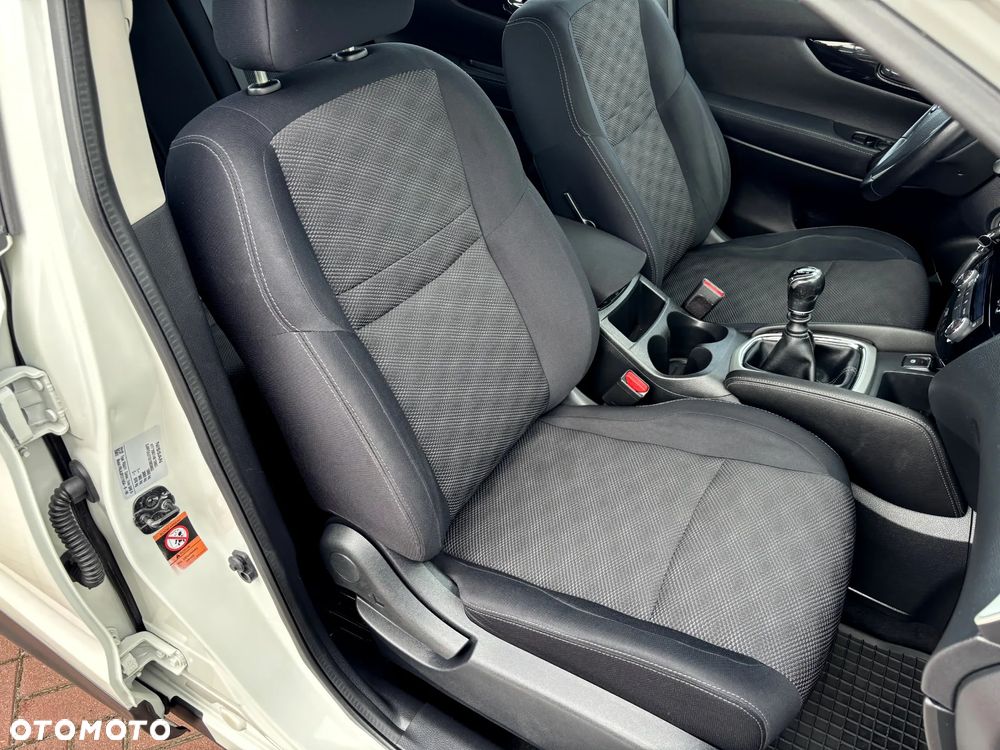 Nissan Qashqai 1.2 DIG-T Acenta EU6 - 14
