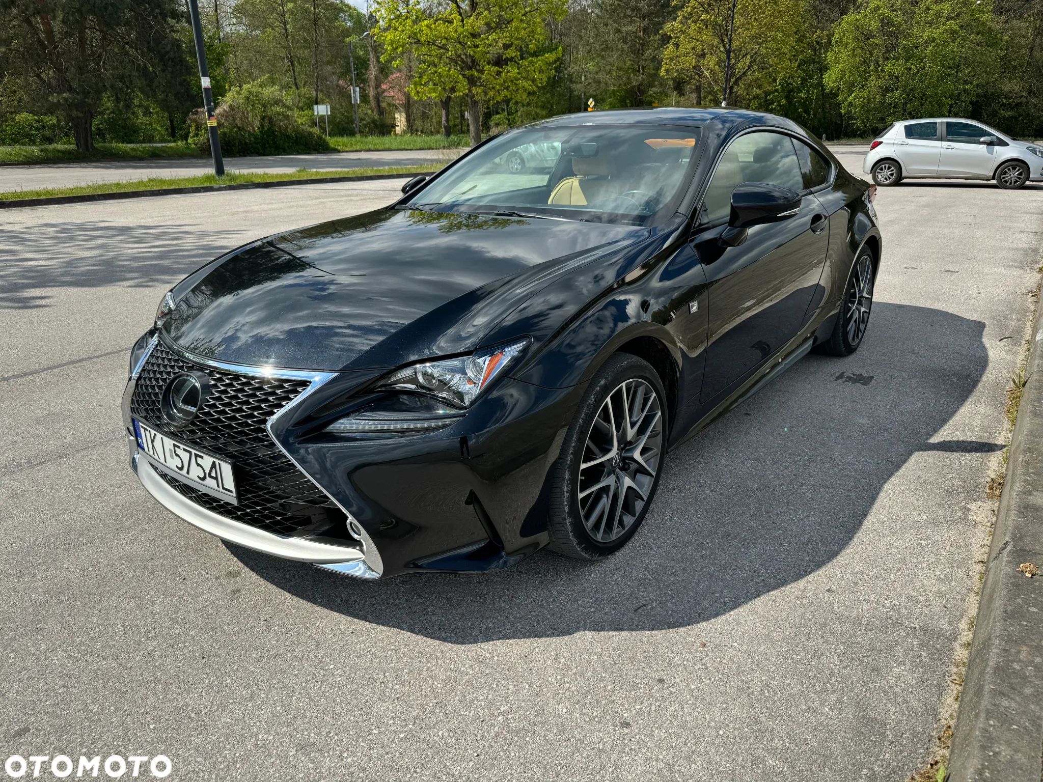 Lexus RC - 1
