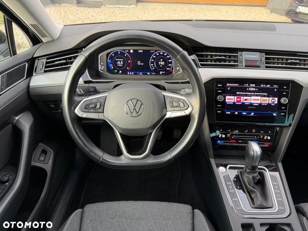 Volkswagen Passat Variant - 8