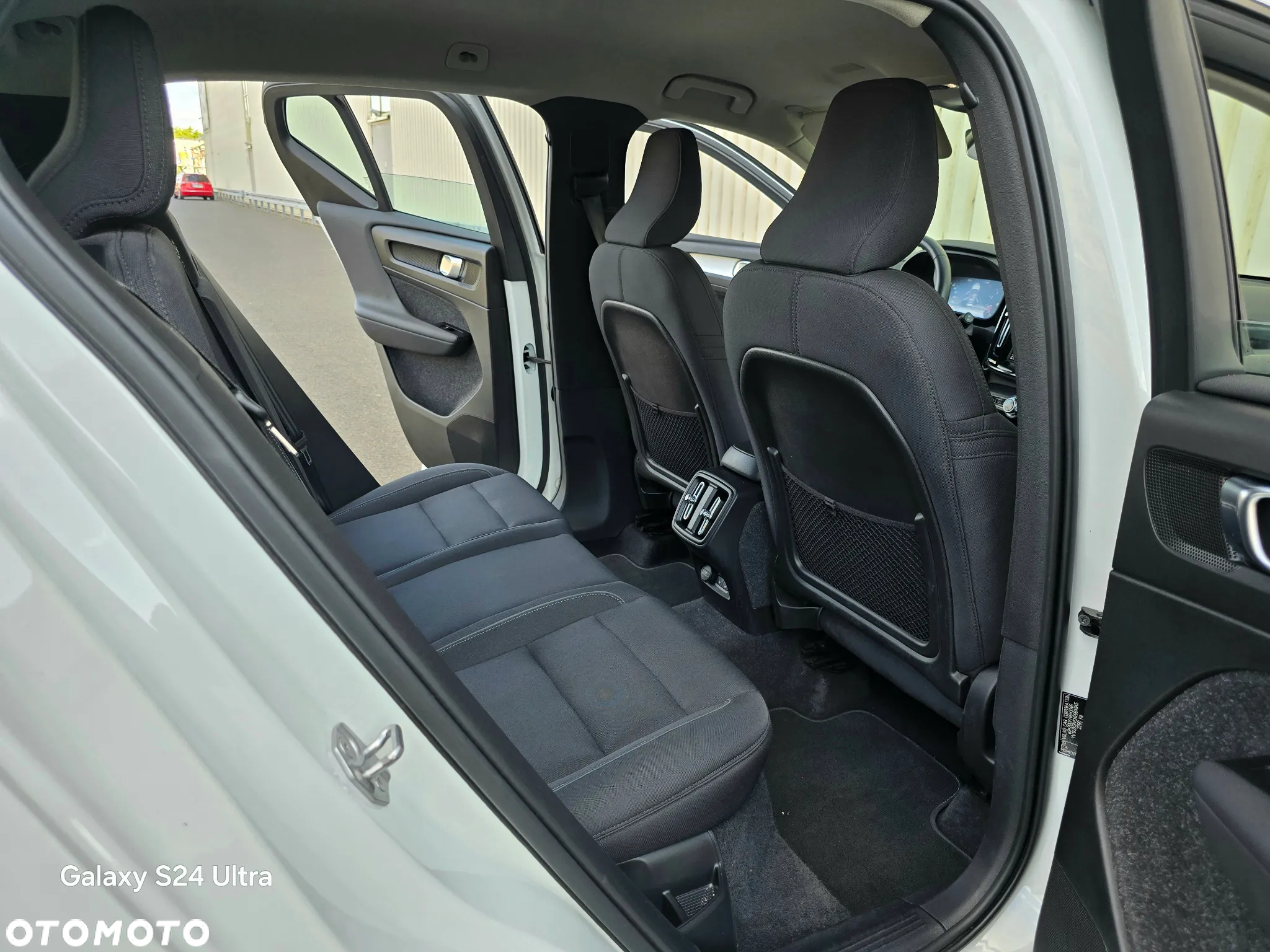 Volvo XC 40 T4 AWD Momentum Pro - 16
