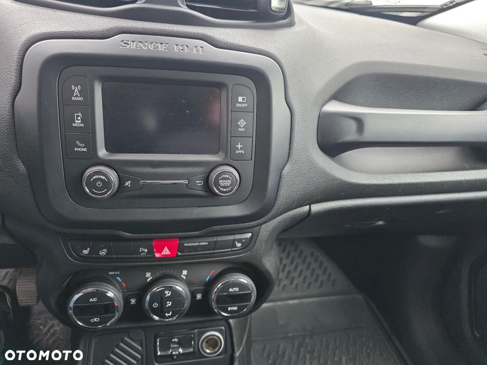 Jeep Renegade 1.6 E-torQ Longitude Adventure Edition - 10