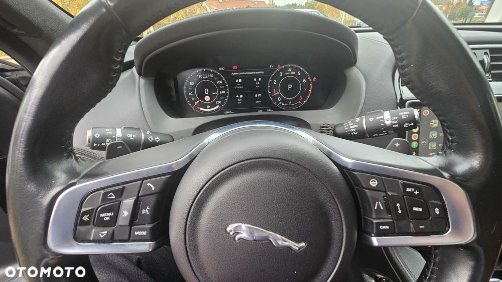 Jaguar F-Pace 2.0 i4P AWD Portfolio - 6