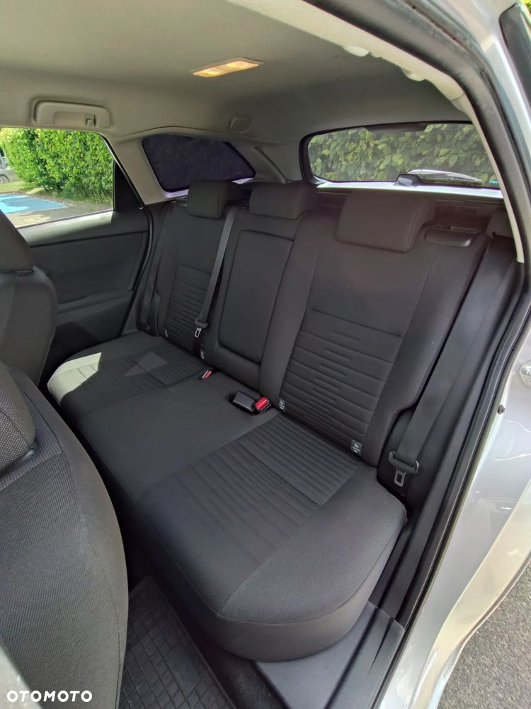 Toyota Auris - 14