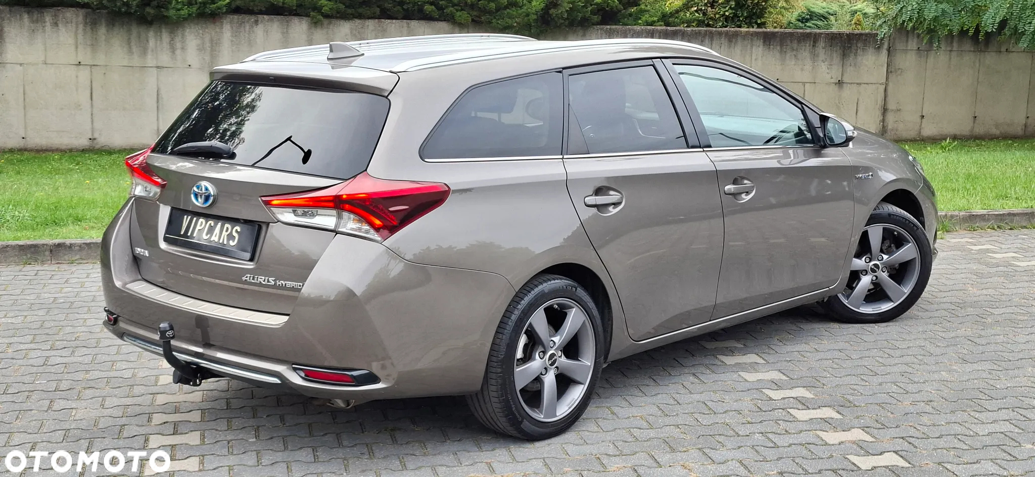 Toyota Auris 1.8 VVT-i Hybrid Automatik Touring Sports Executive - 13