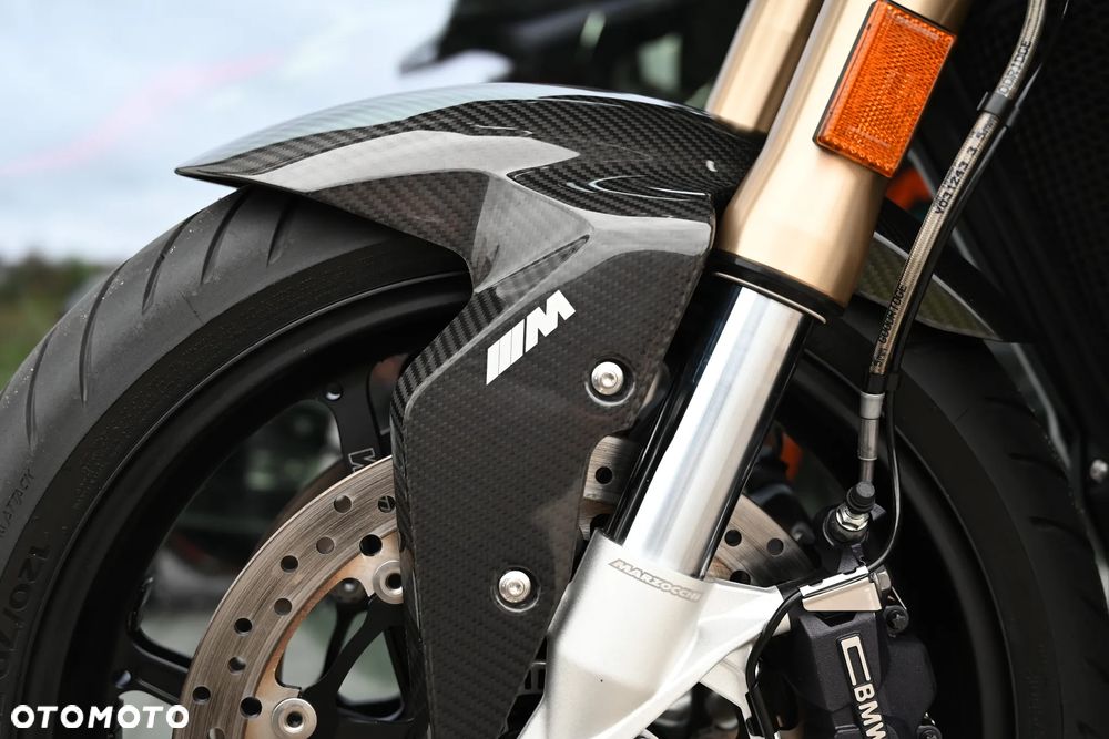 BMW XR - 10