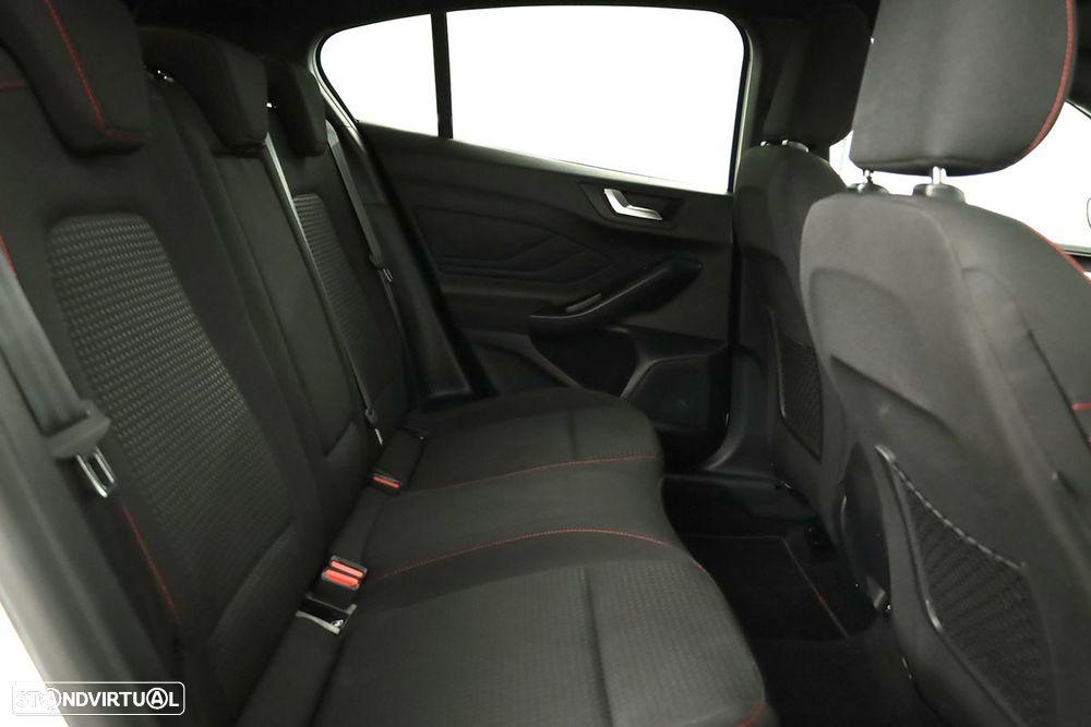 Ford Focus 1.0 EcoBoost MHEV ST-Line X Aut. - 22