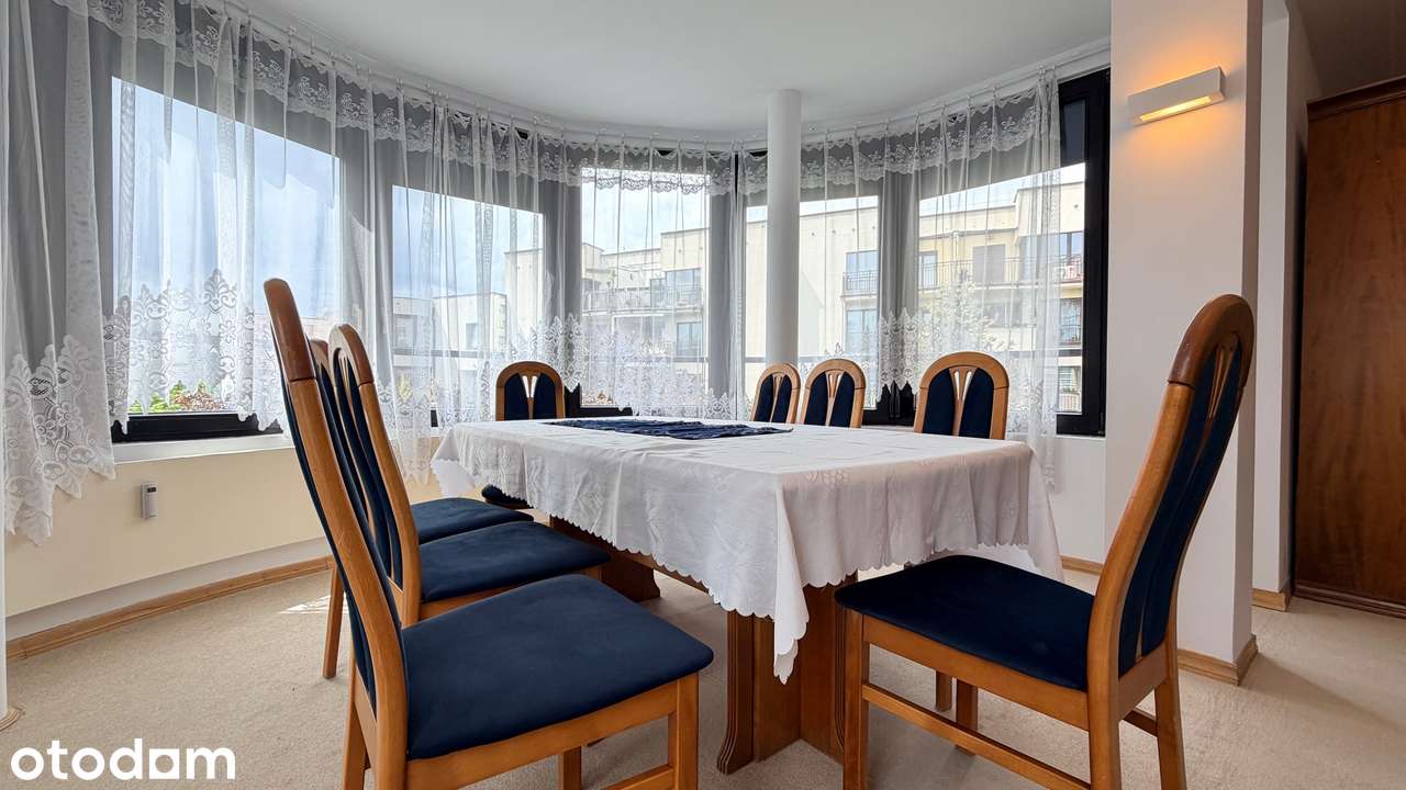 Os. Ptasie ul. Czajek / Garaż