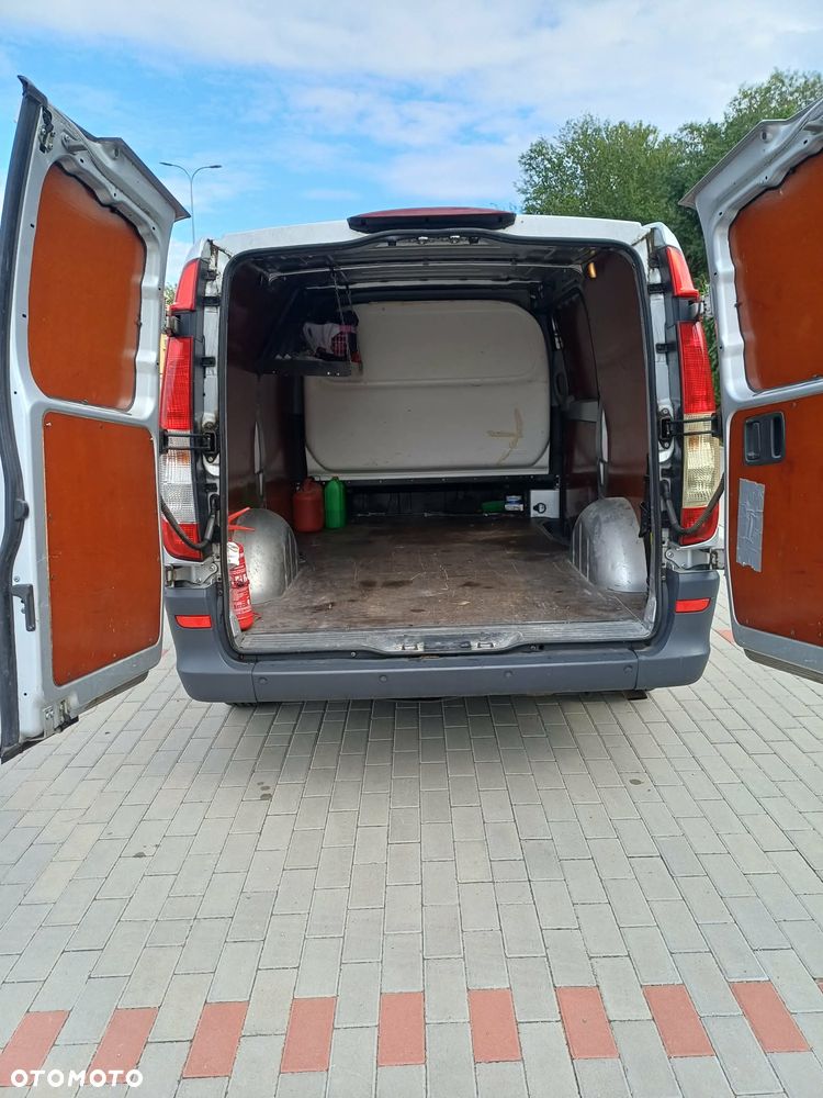 Mercedes-Benz Vito Univan 639.603 - 8