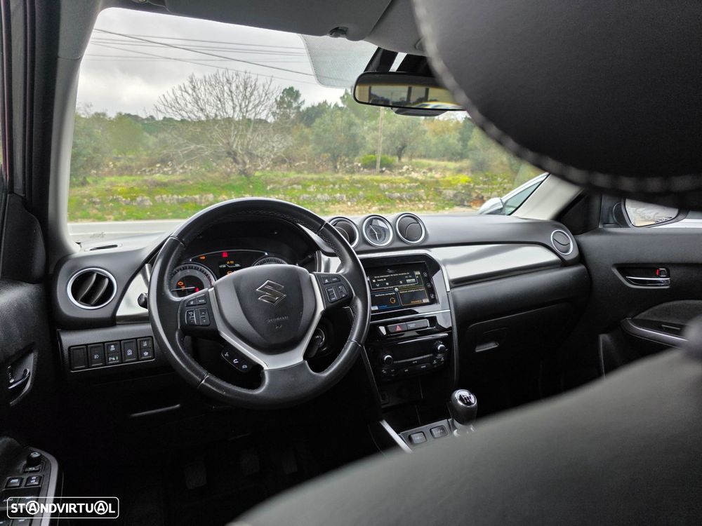 Suzuki Vitara - 10