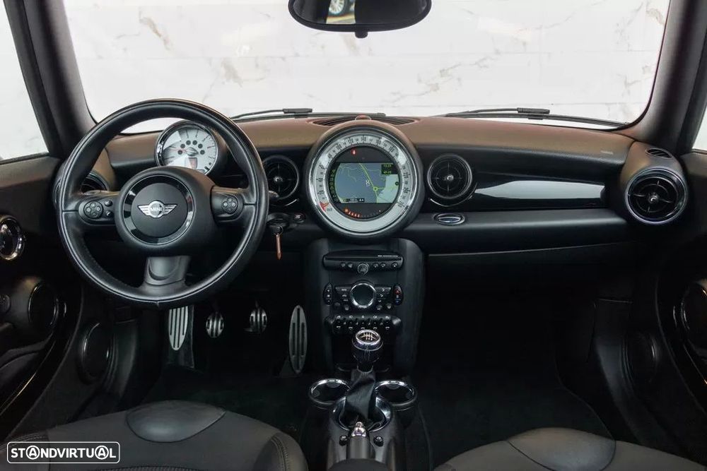 MINI 3 Portas Cooper SD - 4