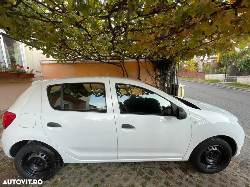 Dacia Sandero - 1