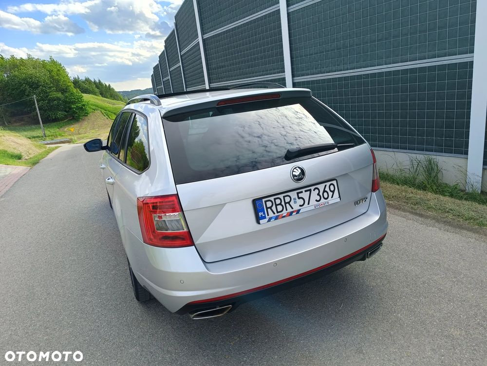 Skoda Octavia 2.0 TDI RS - 22