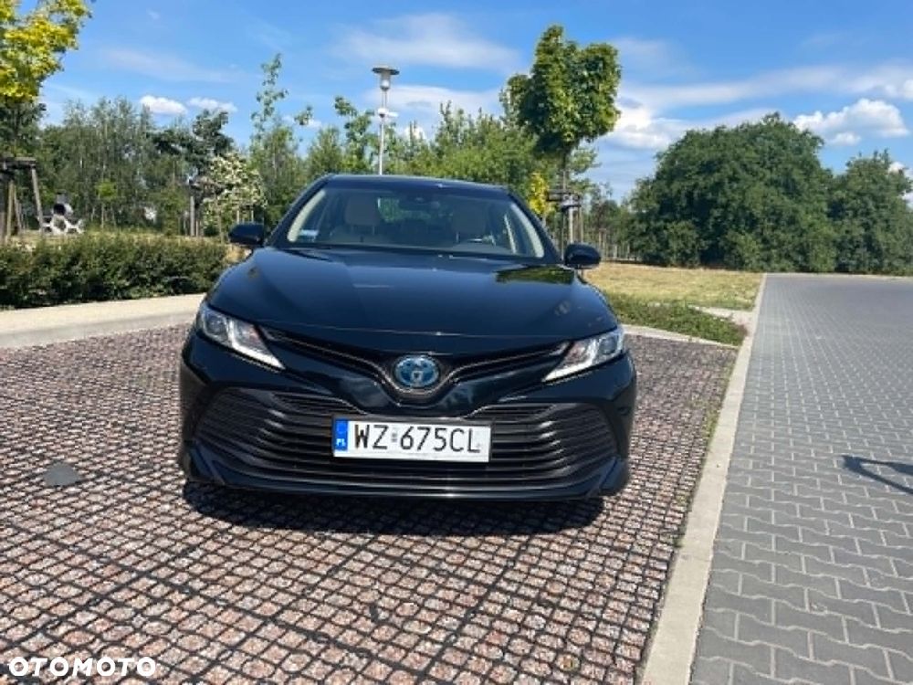 Toyota Camry 2.5 Hybrid Comfort CVT - 1