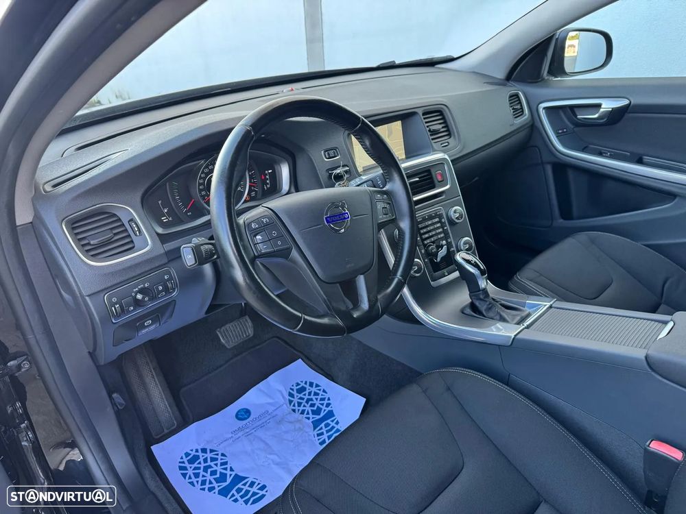 Volvo V60 1.6 D2 Drive Kinetic Powershift Start/Stop - 6