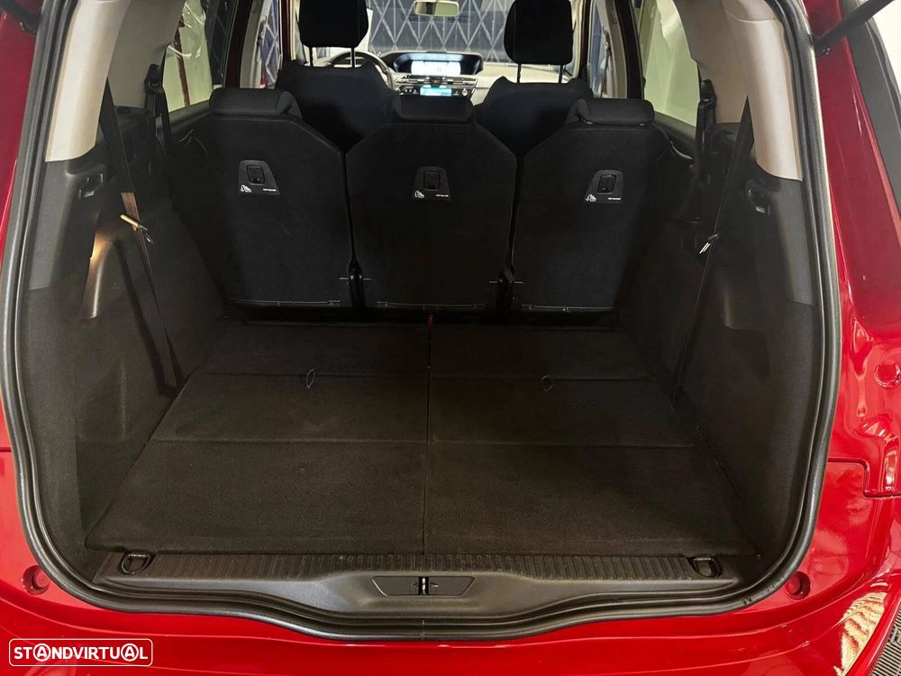 Citroën Grand C4 Spacetourer - 32